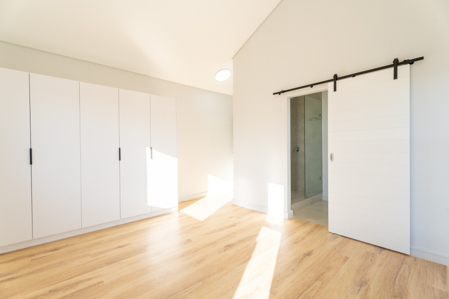 To Let 2 Bedroom Property for Rent in Newinbosch Western Cape